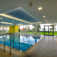 Club218 Red Wellness Apartman