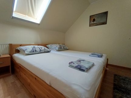 Gyöngyház Vendégház9