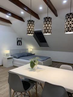 Barbakán Apartman 2.8