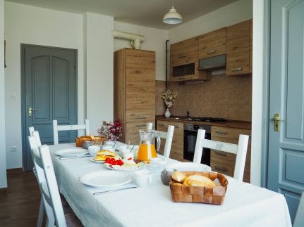 Kövirigó Vendégház5