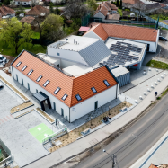 Eleven Business & Sport Hotel – Jászárokszállás