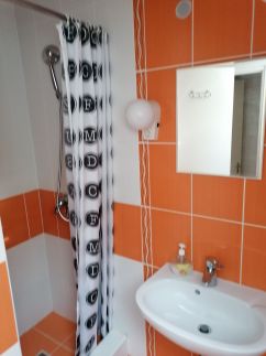 Bazsarózsa Apartman2