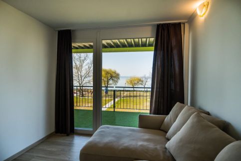 Silver Panorama Apartment9