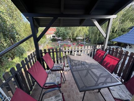 Holiday House Apartmanok19