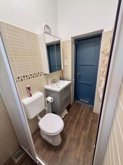 Holiday House Apartmanok21