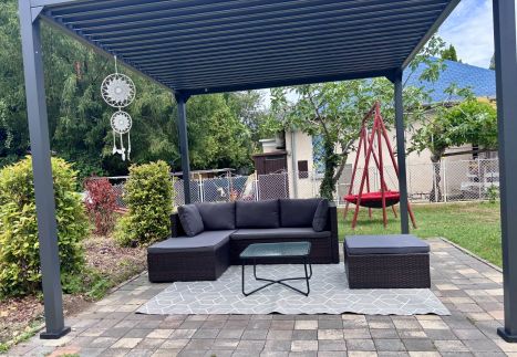 Holiday House Apartmanok25