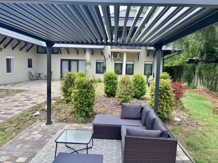 Holiday House Apartmanok30