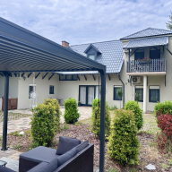 Holiday House Apartmanok