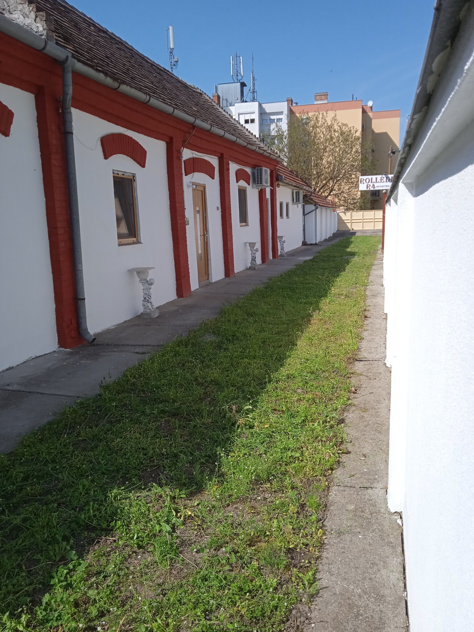 R4 Rolléder Apartman-ház – Siklós fotó 1