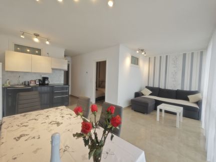 Jenna Apartments - Sindy1