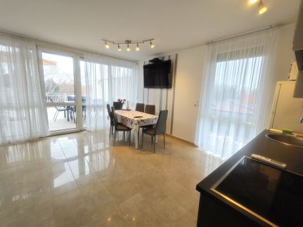 Jenna Apartments - Sindy2