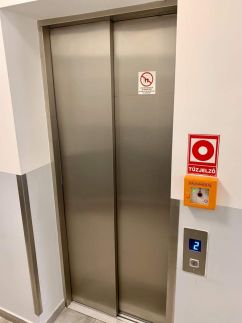 Syrah Penthouse Wellness Apartman1