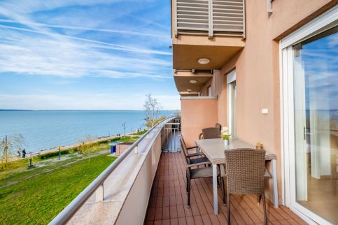 MF Club 218 Prémium Wellness Apartment11