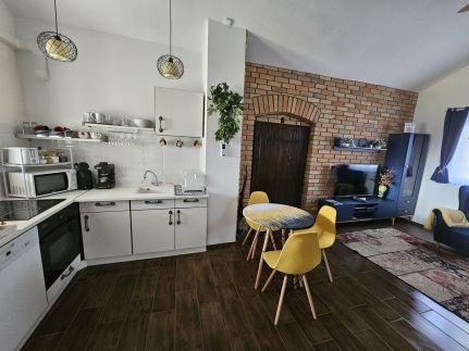 Marine Cottage