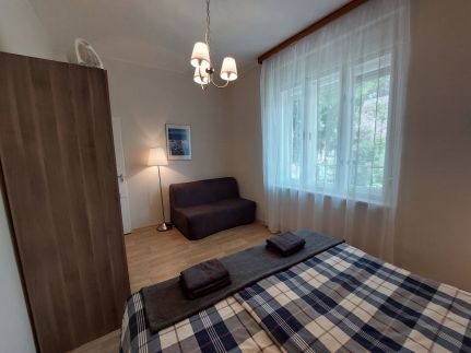 Rozmaring Apartmanház3