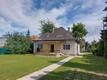 Rozmaring Apartmanház