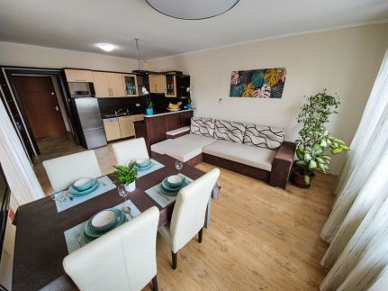 Teal Apartman5