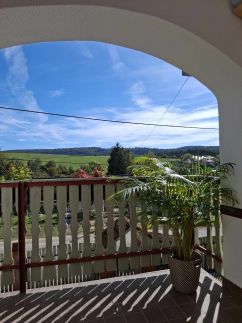 Bermuda Apartman50