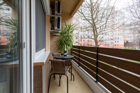 Ábra Apartman216