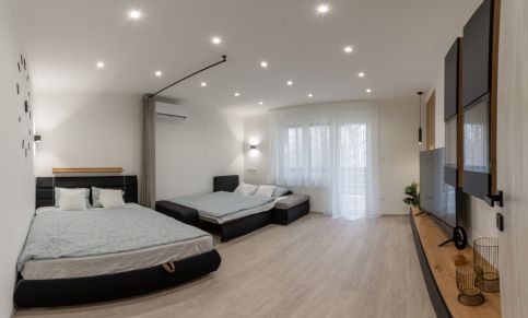 Ábra Apartman22