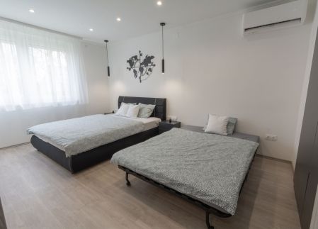 Ábra Apartman26