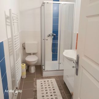 Bíbor Apartman4