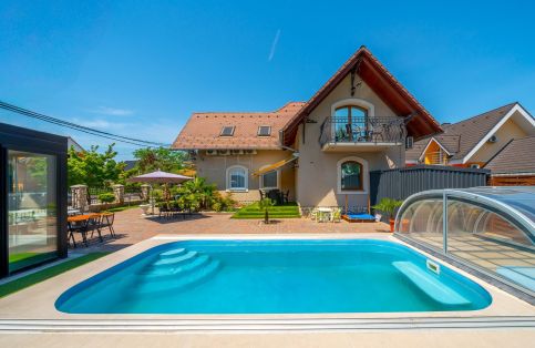 Helka Apartmanház1