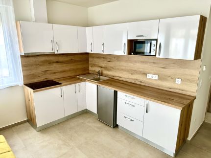Ady Corner Apartmanok8