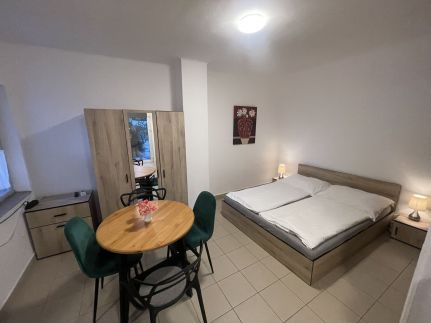 Kodály Apartmanok25