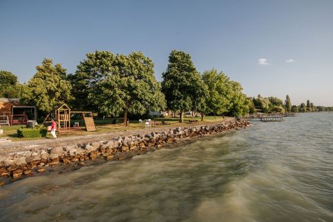 Balatonvilágosi Akadémiai – Balatonvilágos fotó 7