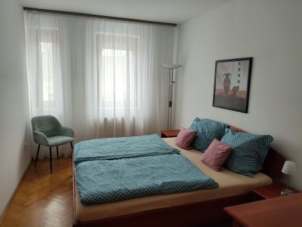 Júlia Apartman19