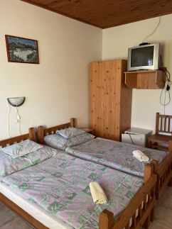 Zsuzsa Apartman Poroszló I Love8