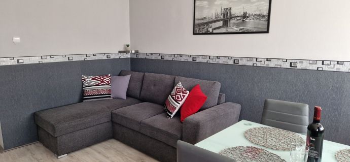 Angi Apartman