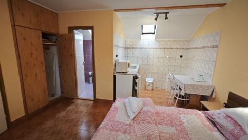 Csontos Apartman10