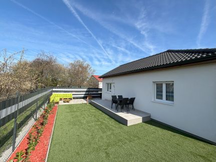 White House Apartman6