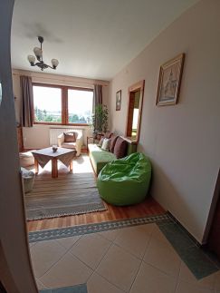 Tavasz Apartman2