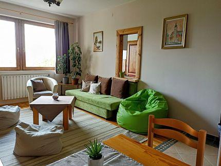 Tavasz Apartman