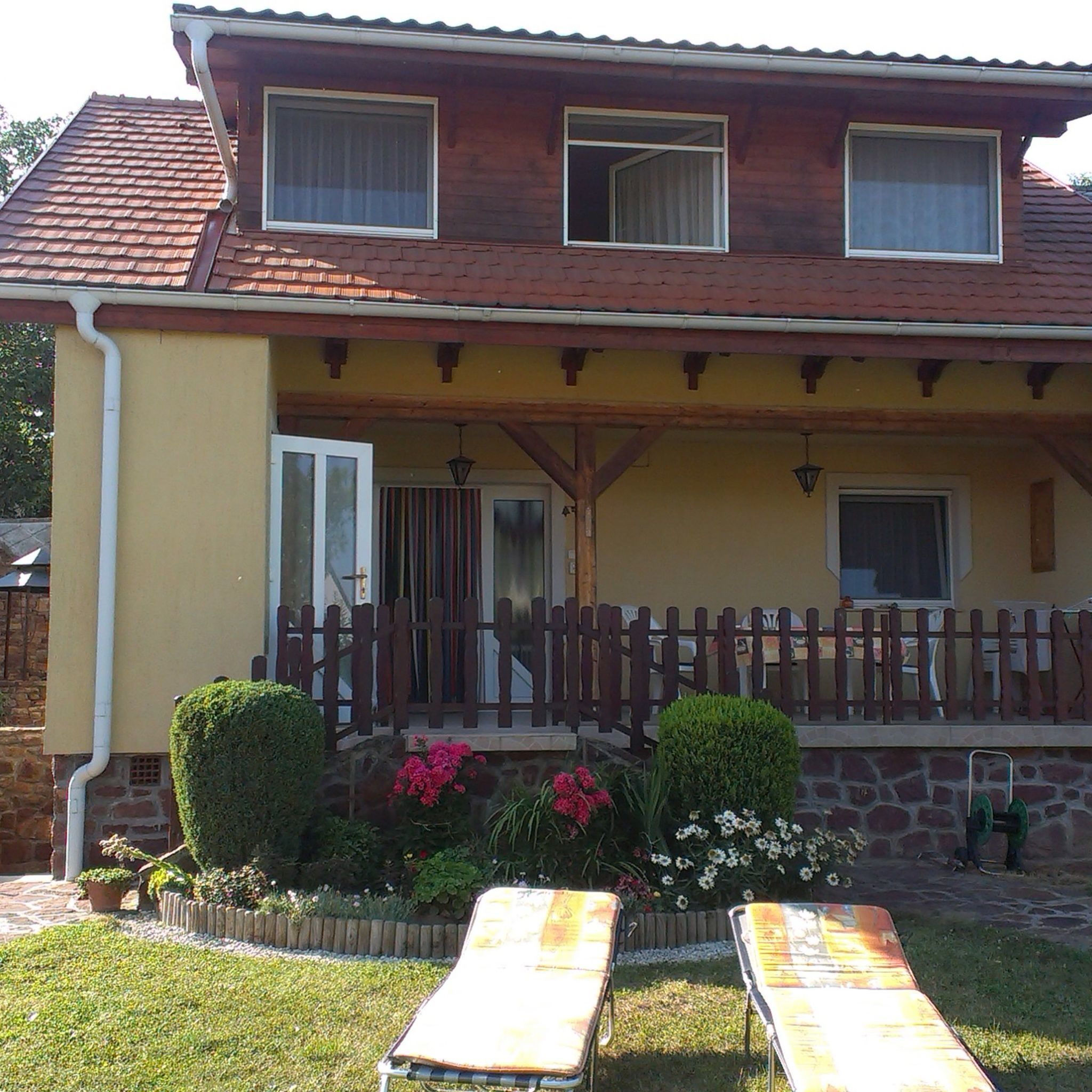 Modern Tetőtéri Apartman Balatonszepezd – Balatonszepezd fotó 1