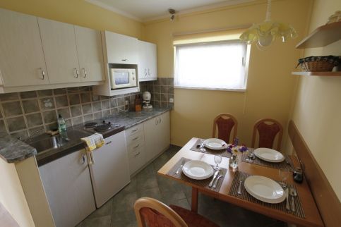 Modern Tetőtéri Apartman Balatonszepezd12