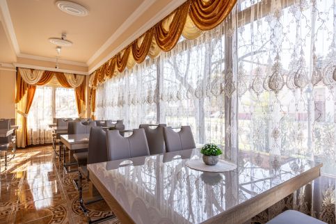 Vörös Álom Panzió90