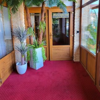 Vörös Álom Panzió36