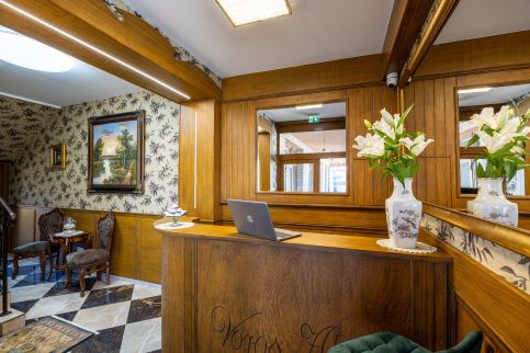 Vörös Álom Panzió65