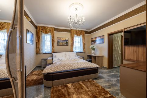 Vörös Álom Panzió72