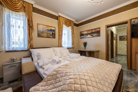 Vörös Álom Panzió75