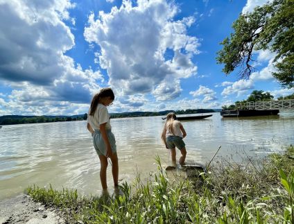 Repülőhal Apartmanház90