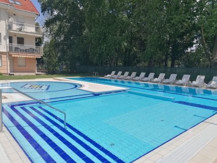 Gold Wellness Apartman13