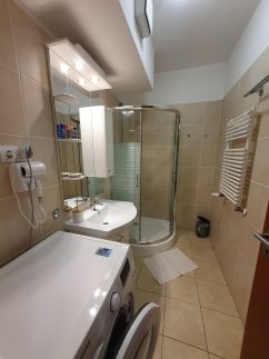 Gold Wellness Apartman1