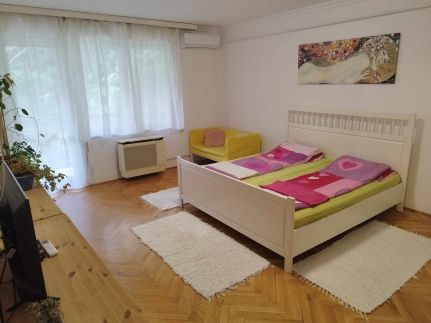 Eszter Apartman6