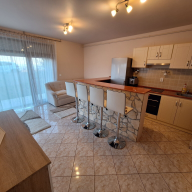 Makra-tető Öregtölgy Apartman