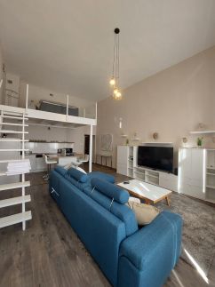 Central Home Apartman12